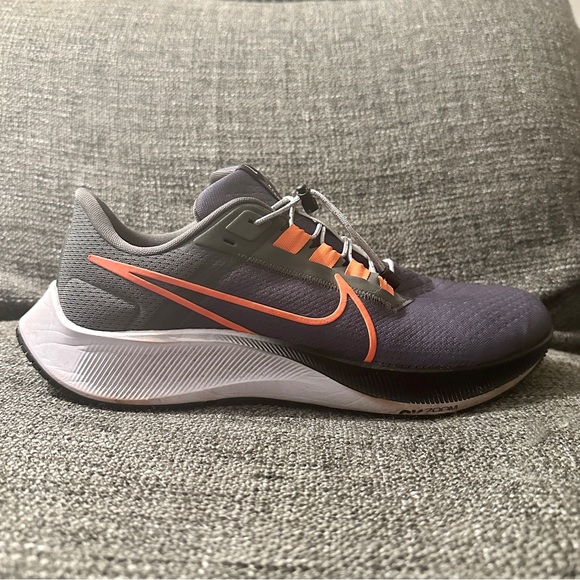Custom Nike Pegasus 38 - Picture 2 of 5